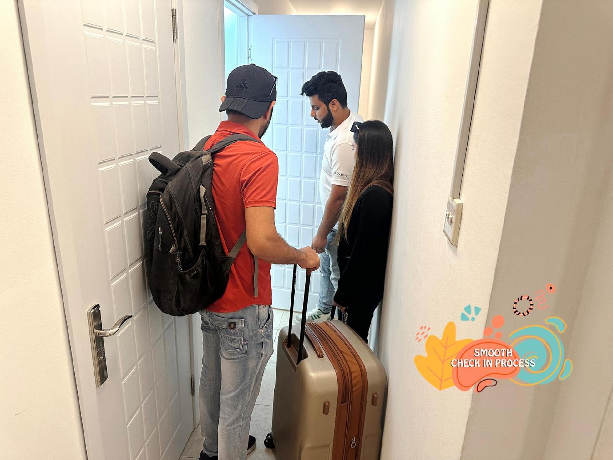 Homestay Escape Partition In Barsha 1 Near Moe Metro