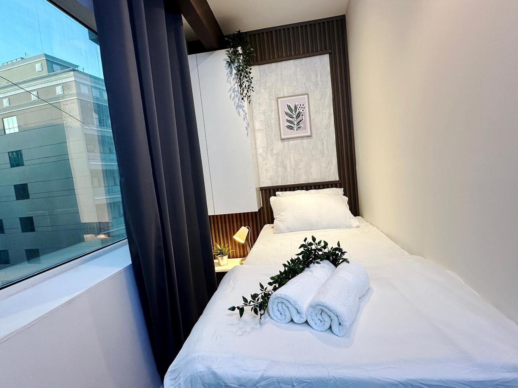 Homestay Escape Partition In Barsha 1 Near Moe Metro *
