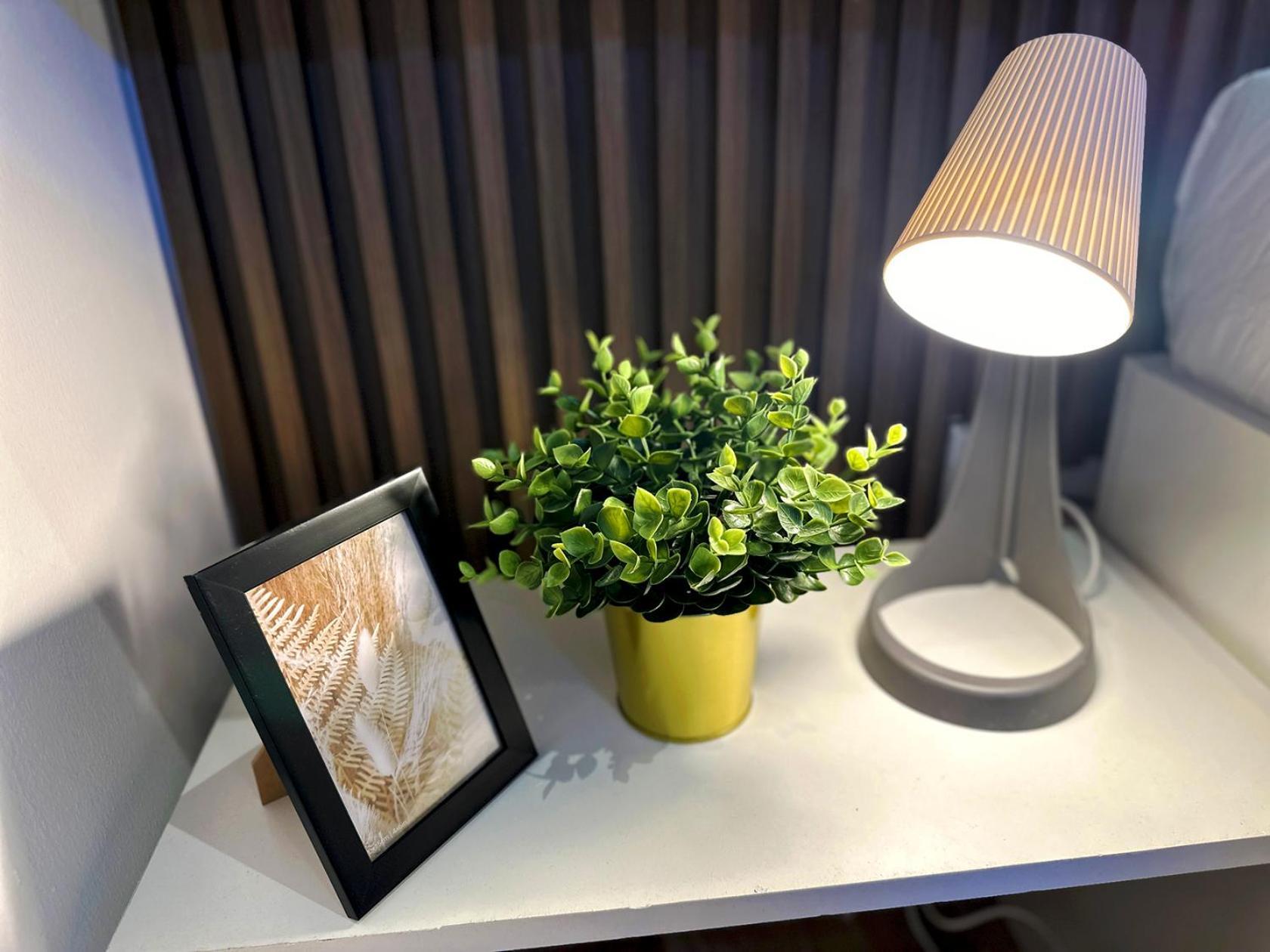 Escape Partition In Barsha 1 Near Moe Metro Homestay Dubai