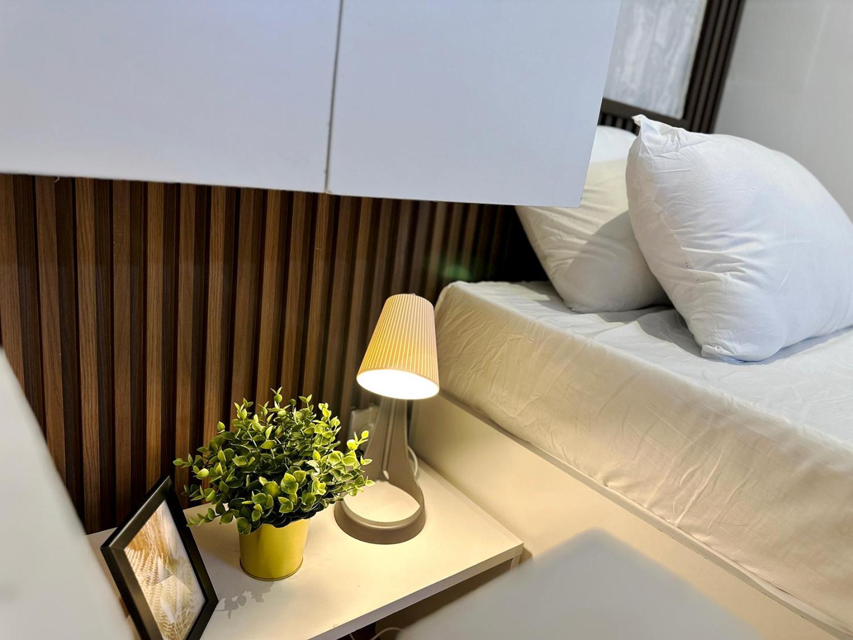 Escape Partition In Barsha 1 Near Moe Metro Homestay Dubai